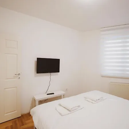 Apartman 4, Sindeliceva 40 Gornji Milanovac